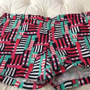 Crown & Ivy 24w Shorts